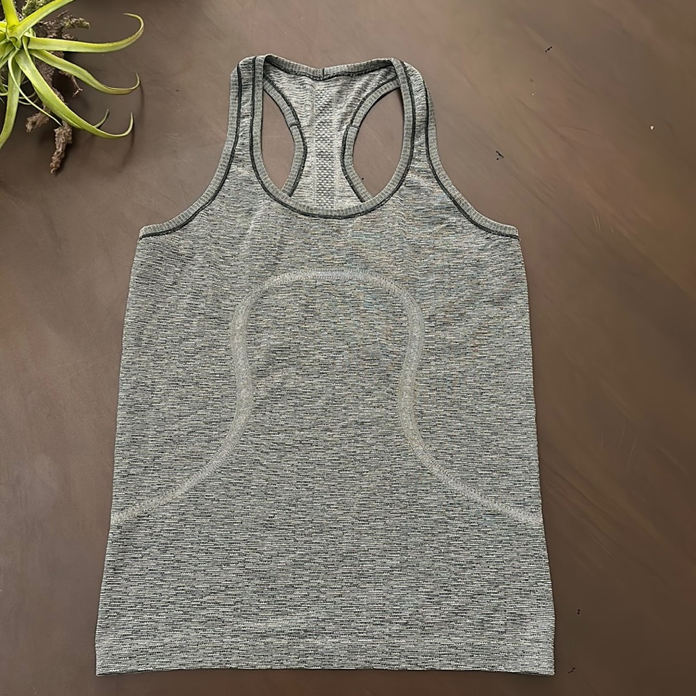 Lululemon Swiftly Tech Racerback Tank- Size 10